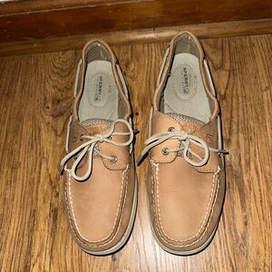 Ladies Sperry deck shoes sz 11